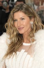 GISELE BUNDCHEN at 2023 Met Gala Celebrating Karl Lagerfeld: A Line of Beauty in New York 05/01/2023