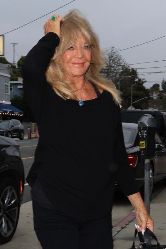 GOLDIE HAWN Arrives at Giorgio Baldi in Santa Monica 05/20/2023