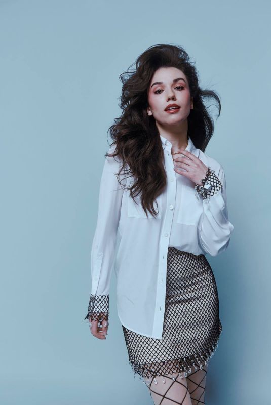 GRACE CAROLINE CURREY for Mood Magazine, May 2023