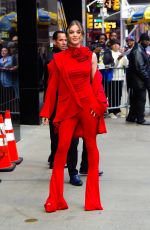 HAILEE STEINFELD Arrives at Good Morning America in MNew York 05/24/2023