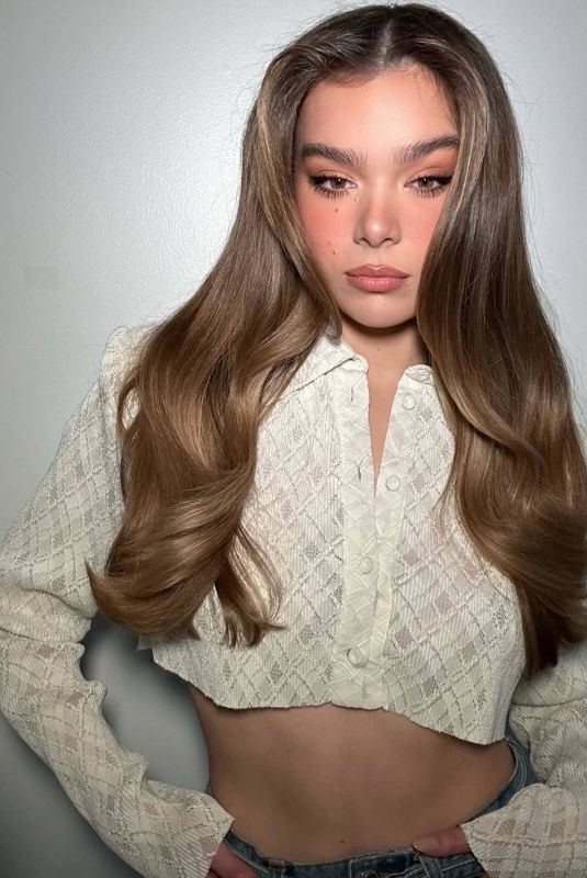 HAILEE STEINFELD - Spider-man: Across the Spider-verse Press Day Photoshoot, May 2023
