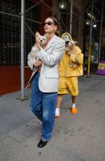 HAILEY and Justin BIEBER Out with Their Dogs in New York 05/12/2023