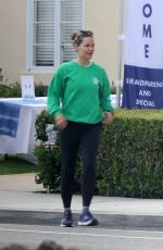 JENNIFER GARNER Arrives at Her Son