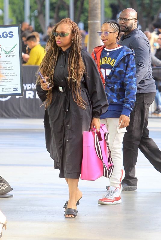 JENNIFER HUDSON Arrives at Lakers Game at Crypto.com Arena in Los Angeles 05/20/2023