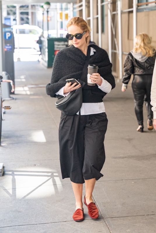 JENNIFER LAWRENCE Returns Home in New York 05/17/2023