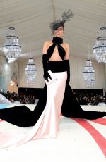 JENNIFER LOPEZ at 2023 Met Gala Celebrating Karl Lagerfeld: A Line of Beauty in New York 05/01/2023