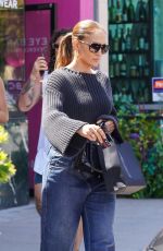 JENNIFER LOPEZ Shopping at Westfield Mall in Beverly Hills 05/13/2023
