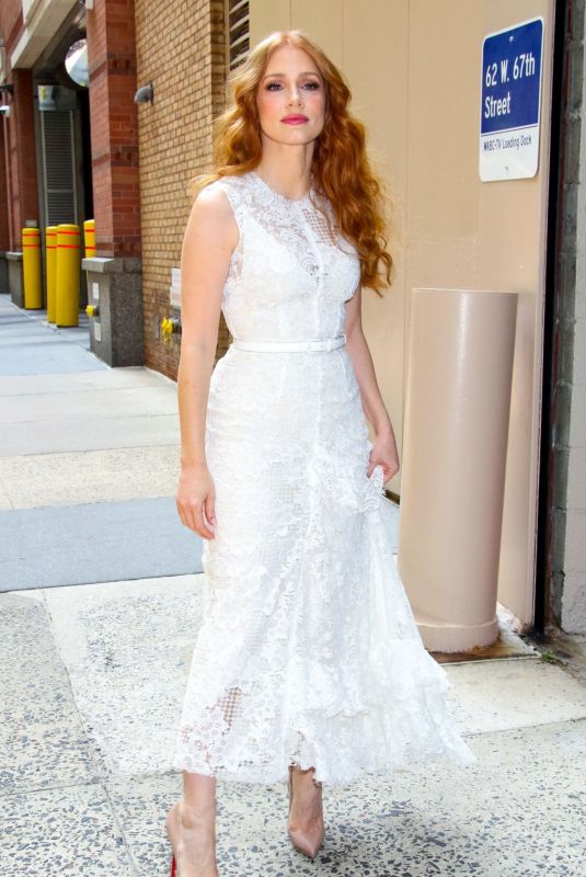 JESSICA CHASTAIN Arrives at Live with Kelly and Mark 05/22/2023