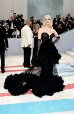 JESSICA CHASTAIN at 2023 Met Gala Celebrating Karl Lagerfeld: A Line of Beauty in New York 05/01/2023