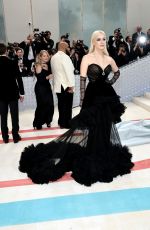 JESSICA CHASTAIN at 2023 Met Gala Celebrating Karl Lagerfeld: A Line of Beauty in New York 05/01/2023