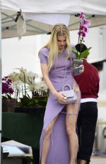 JOY CORRIGAN Shopping Flowers at Farmers Market in Los Angeles 05/10/2023