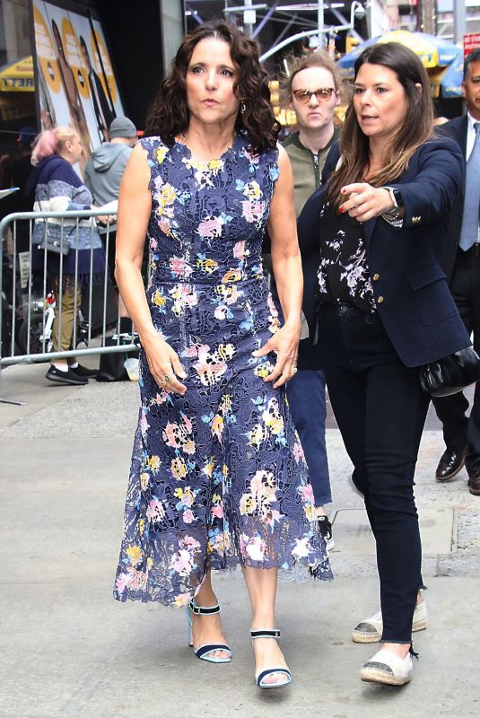JULIA LOUIS-DREYFUS Arrives at Good Morning America in New York 05/22/2023