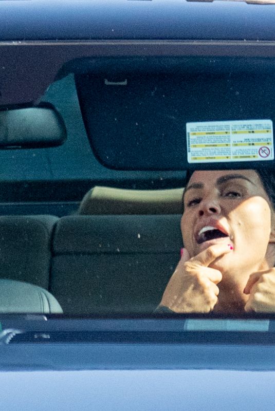 KATIE PRICE Leaves Community Service in Sussex 05/22/2023