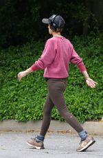 KRISTEN WIIG Out and About in Pasadena Neighborhood 05/10/2023