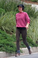 KRISTEN WIIG Out and About in Pasadena Neighborhood 05/10/2023