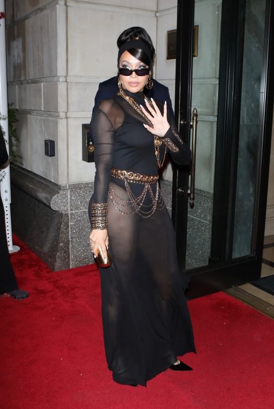 LALA NATHONY Arrives at Her Hotel After 2023 Met Gala in New York 05/01/2023