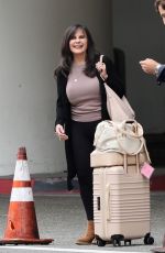 LYNNE SPEARS Heading to LAX Airport in Los Angeles 05/25/2023