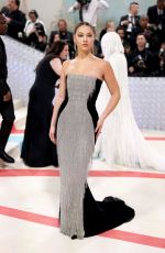 MADELYN CLINE at 2023 Met Gala Celebrating Karl Lagerfeld: A Line of Beauty in New York 05/01/2023