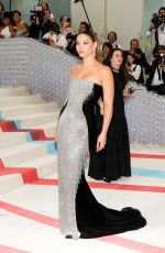 MADELYN CLINE at 2023 Met Gala Celebrating Karl Lagerfeld: A Line of Beauty in New York 05/01/2023