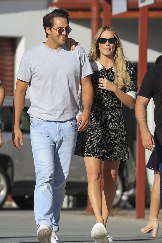MARGOT ROBBIE and Tom Ackerley Out in Byron Bay 05/13/2023