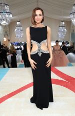 MAUDE APATOW at 2023 Met Gala Celebrating Karl Lagerfeld: A Line of Beauty in New York 05/01/2023
