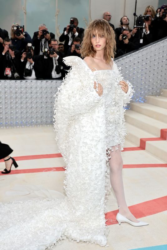 MAYA HAWKE at 2023 Met Gala Celebrating Karl Lagerfeld: A Line of Beauty in New York 05/01/2023