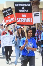 MINDU KALING Support WGA Strike Day 4 at Paramount Studios in Hollywood 05/05/2023