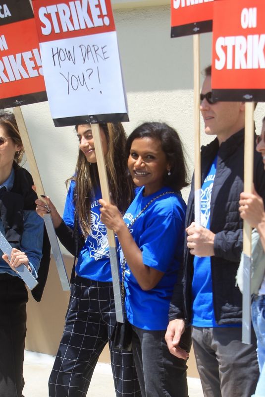 MINDU KALING Support WGA Strike Day 4 at Paramount Studios in Hollywood 05/05/2023