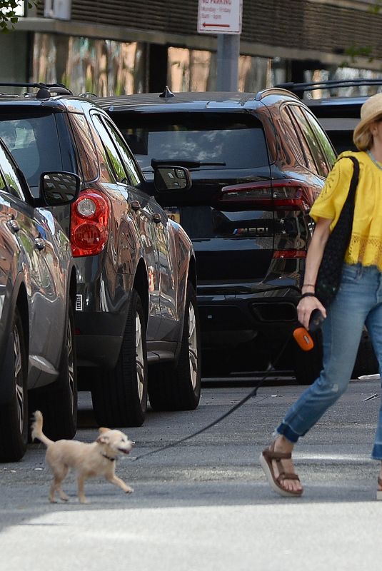 NAOMI WATTS Out and About in New York 05/07/2023
