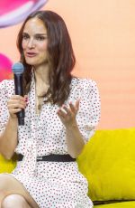 NATALIE PORTMAN Speaks with Reporter at an Event in Poznan 05/11/2023