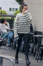 NINA DOBREV Out for Alfresco Lunch Oaks Gourmet mMarket & Cafe in Los Feliz 05/01/2023