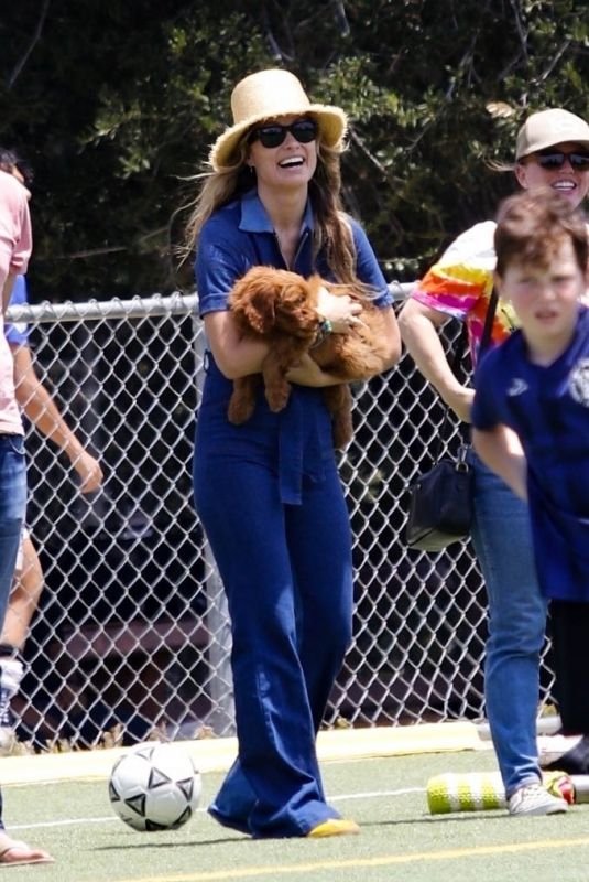 OLIVIA WILDE Watches Her Son Play Soccer in Los Feliz 05/20/2023