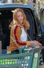 PAULA PATTON Shopping at Whole Foods in Malibu 05/03/2023
