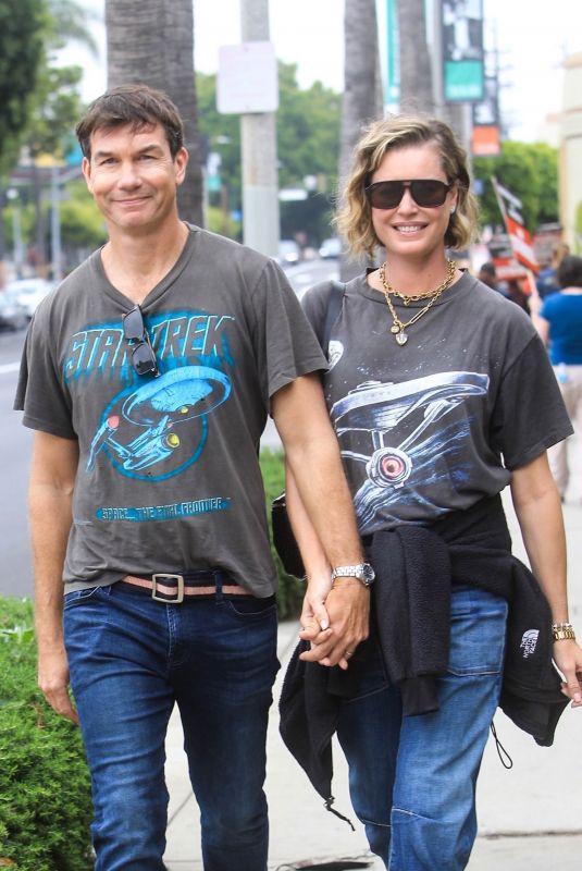 REBECCA ROMIJN and Jerry O’Connell at WGA Strike at Paramount in Hollywood 05/19/2023