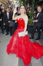 SALMA HAYEK Heading to Met Gala in New York 05/01/2023