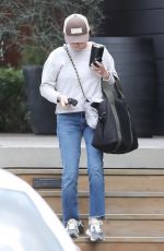SHANNEN DOHERTY Shopping at Malibu Lumber Yard 05/04/2023
