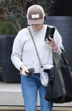SHANNEN DOHERTY Shopping at Malibu Lumber Yard 05/04/2023