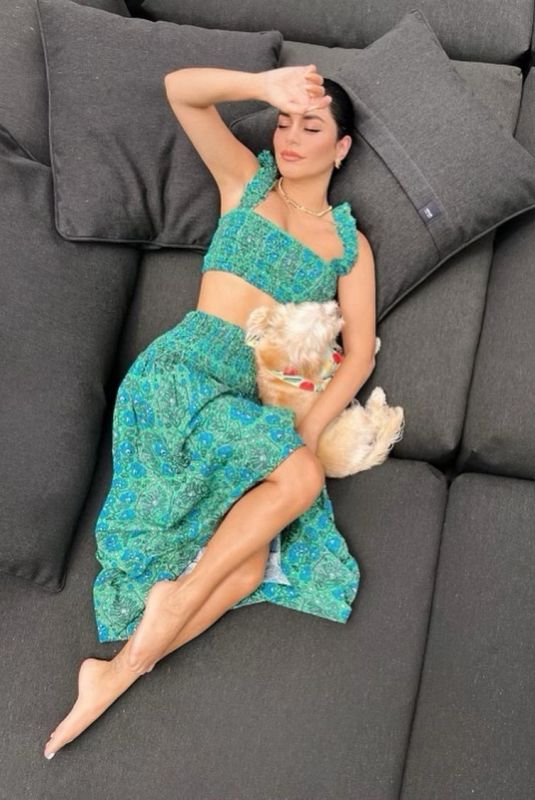 VANESSA HUDGENS for Vetsak Furniture, May 2023