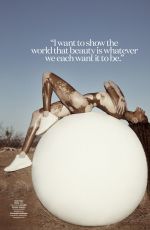 WINNIE HARLOW in Women