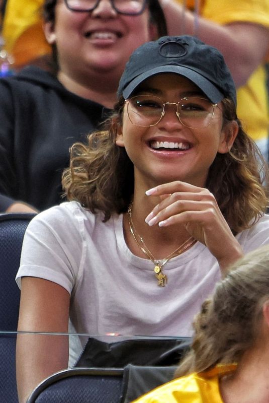 ZENDYA at NBA Playoffs Game Between LA Lakers and Golden State Warriors in San Francisco 05/04/2023