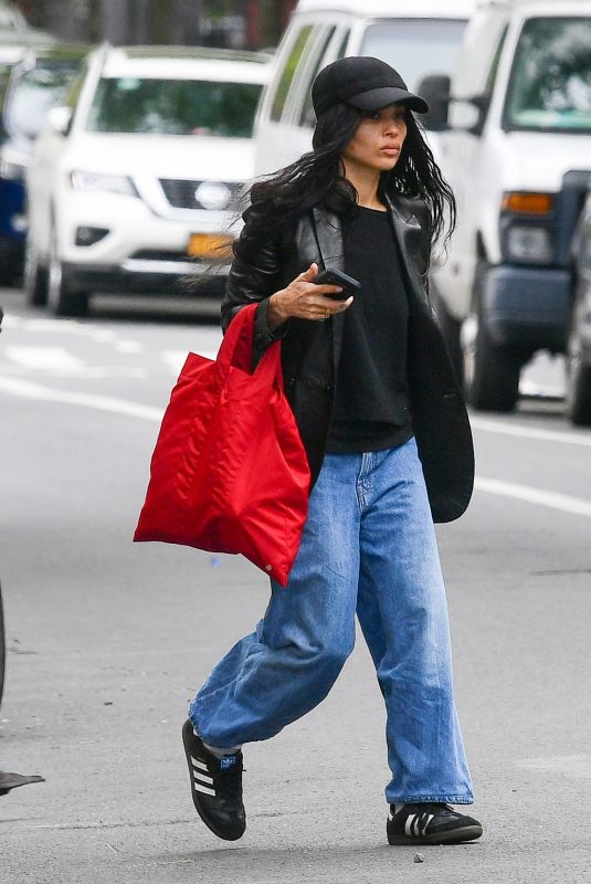 ZOE KRAVITZ Out and About in New York 05/04/2023