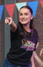AMBER DAVIES and the cast of Back to the Future Performs in London 06/18/2023