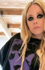 AVRIL LAVIGNE - Instagram Photos 06/06/2023