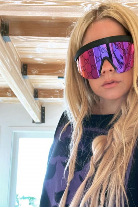 AVRIL LAVIGNE – Instagram Photos 06/06/2023