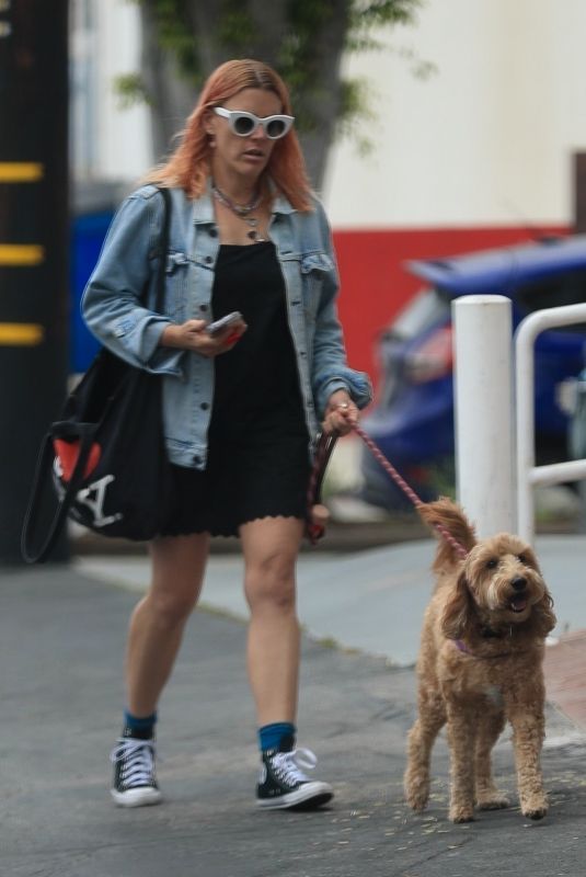 BUSY PHILIPPS Out with her Dog at Mauro