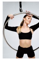 CANDICE SWANEPOEL for Alo Yoga, June 2023