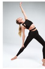CANDICE SWANEPOEL for Alo Yoga, June 2023