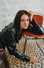 CHARLOTTE LAWRENCE for Odda Magazine, Summer 2023