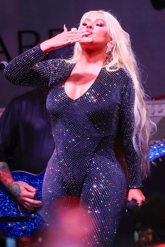 CHRISTINA AGUILERA Performs as Christina Aguilera Headlines Pride Live