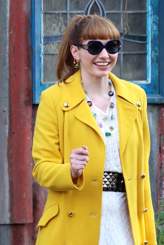 ELEANOR TOMLINSON on the Set of The Outlaws in Bristol 06/12/2023